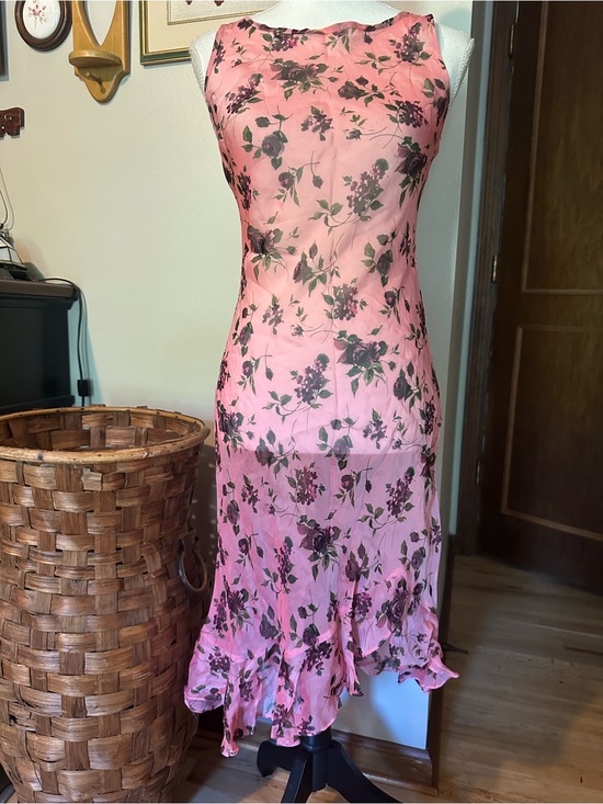 Betsey Johnson Dresses & Skirts - Floral Pink Sleeveless Midi Dress Betsey Johnson Vintage